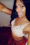Roma Trav Thais Melo 388 32 39 396 foto selfie 41