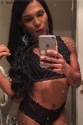 Roma Trav Thais Melo 388 32 39 396 foto selfie 46